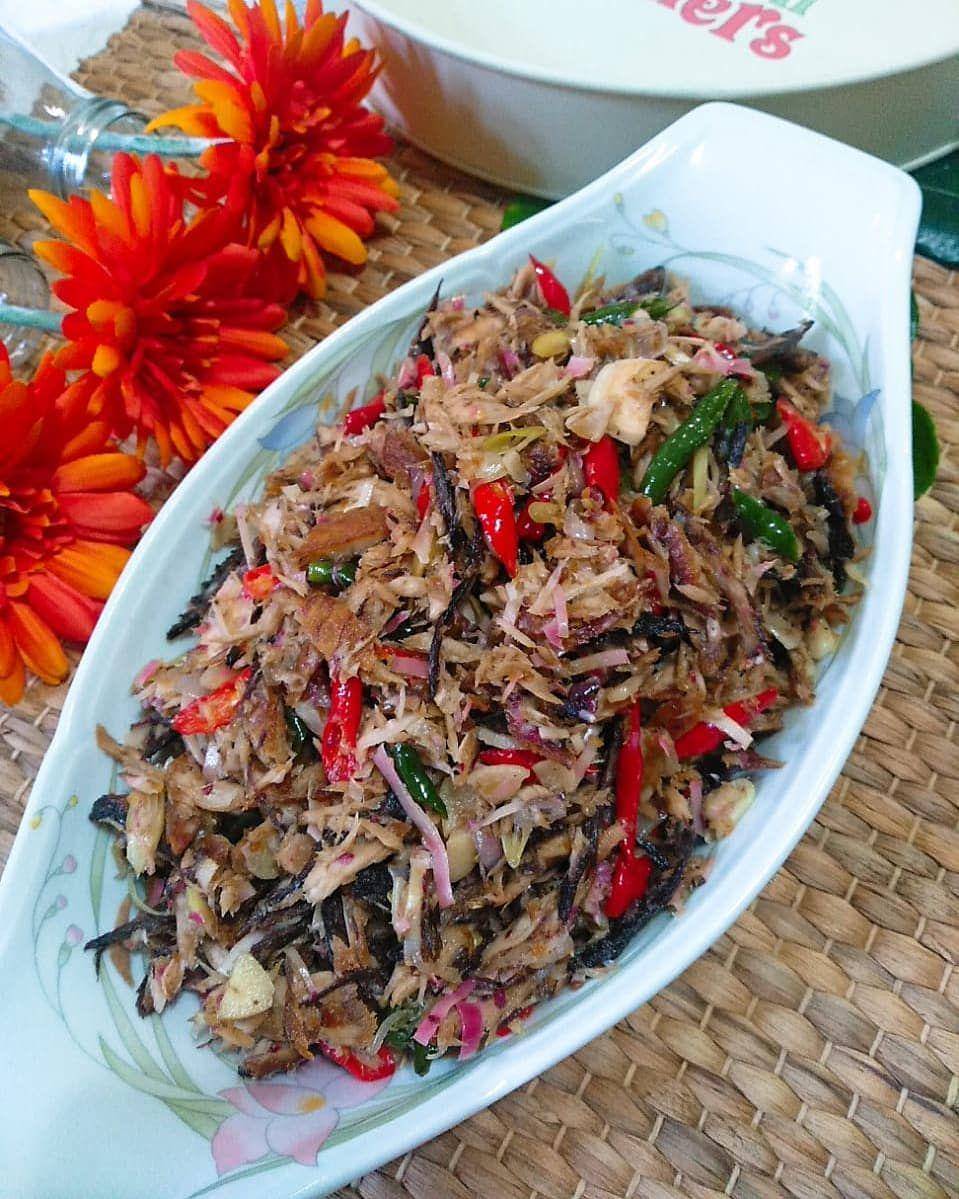 Tongkol suwir kecombrang (instagram.com/mamadiahdee)