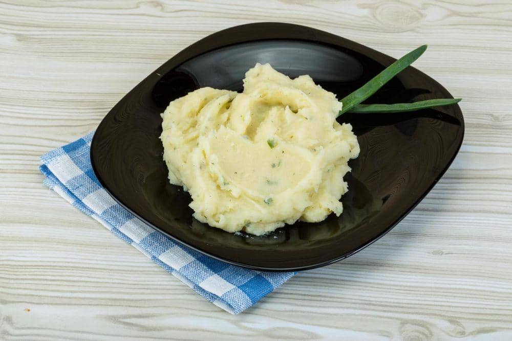 mashed potato (vecteezy.com/Andrey Starostin)