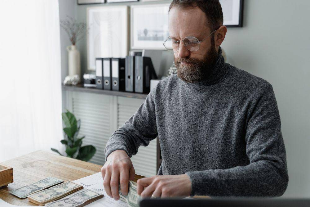 ilustrasi seorang entrepreneur (pexels.com/Tima Miroshnichenko)