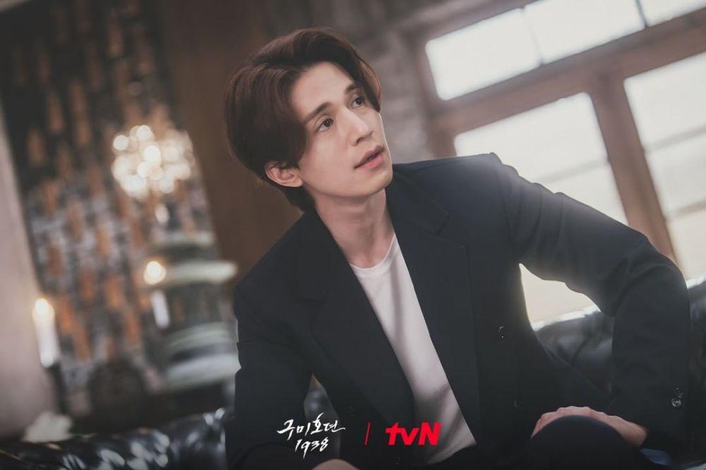 Lee Dong Wook di drama Tale of the Nine Tailed 1938 (instagram.com/tvn_drama)