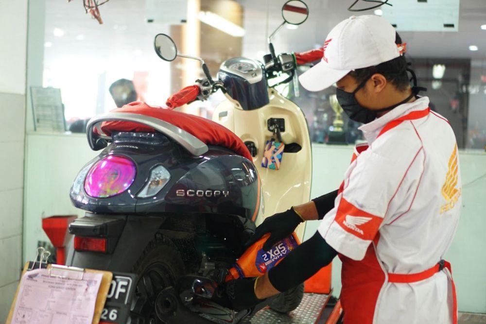Ganti Oli Motor Idealnya Berapa Bulan Sekali? Begini Anjurannya