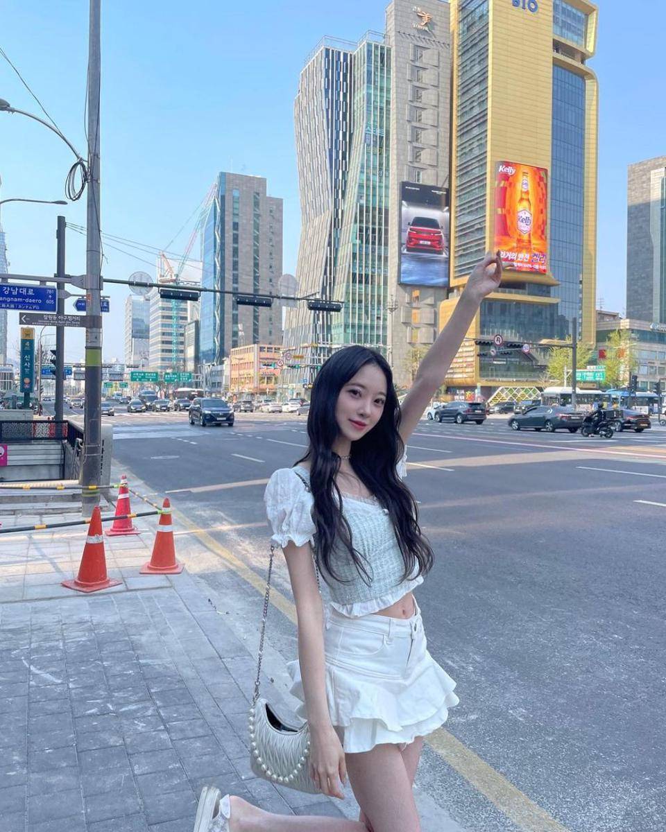 Miona Hori (instagram.com/horimiona_official)