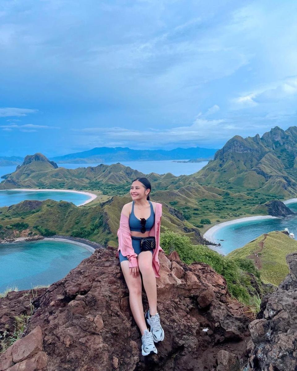 liburan Prilly Latuconsina (instagram.com/prillylatuconsina96)