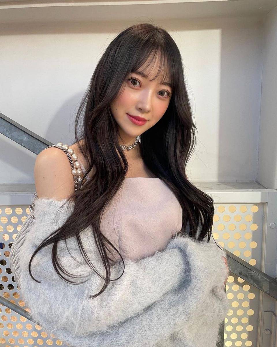 Miona Hori (instagram.com/horimiona_official)
