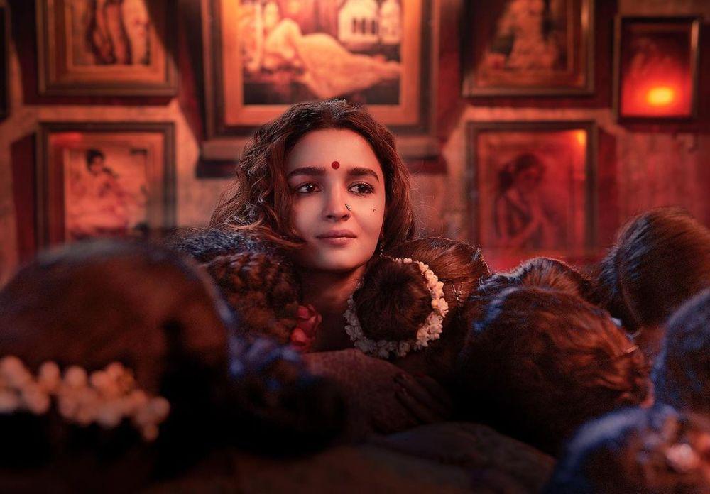 Alia Bhatt (instagram.com/aliaabhatt)
