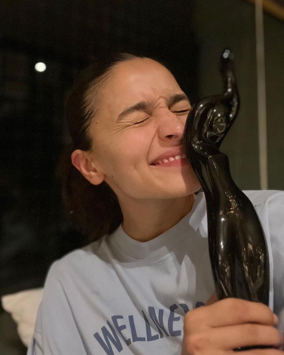 Alia Bhatt (instagram.com/aliaabhatt)