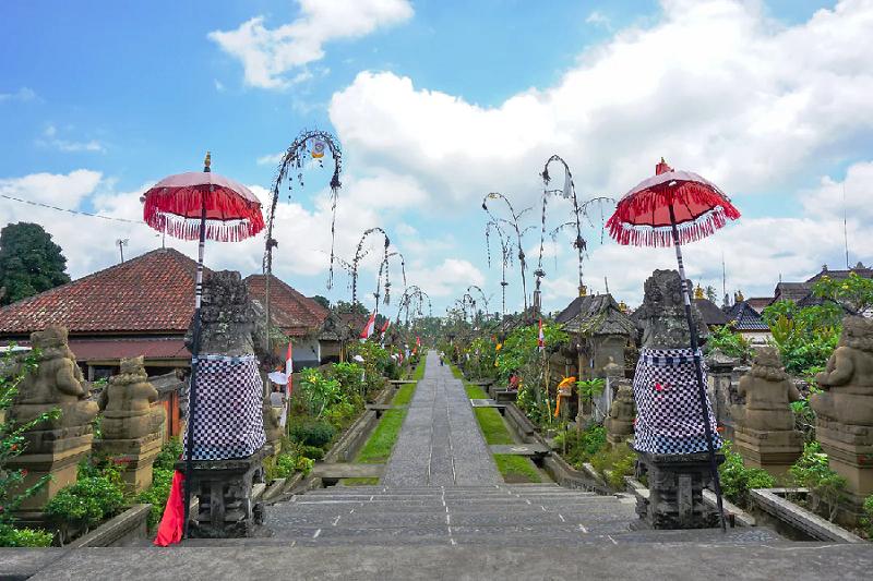 [QUIZ] Tebak Nama Kota di Indonesia Berdasarkan Desa Adatnya