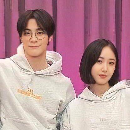 Moonbin ASTRO dan SinB VIVIZ (twitter.com/fallinlight_16)