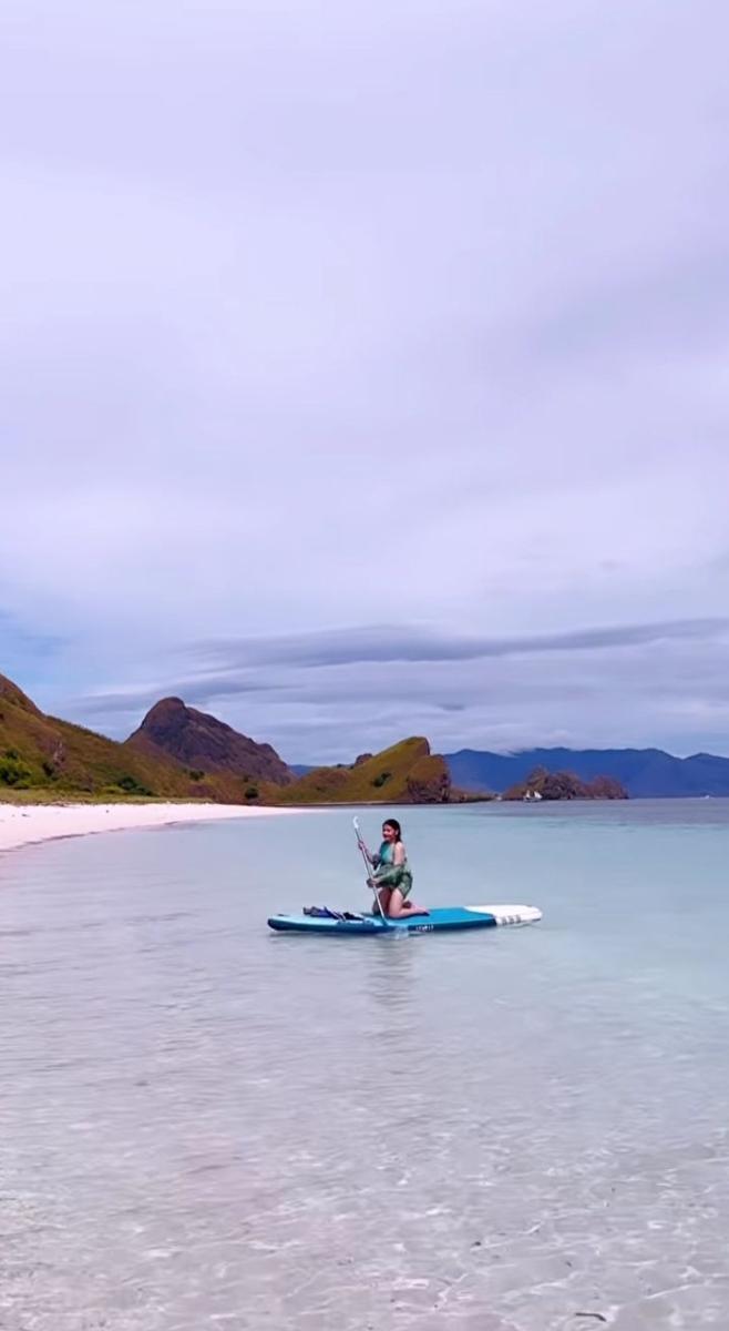 liburan Prilly Latuconsina (instagram.com/prillylatuconsina96)