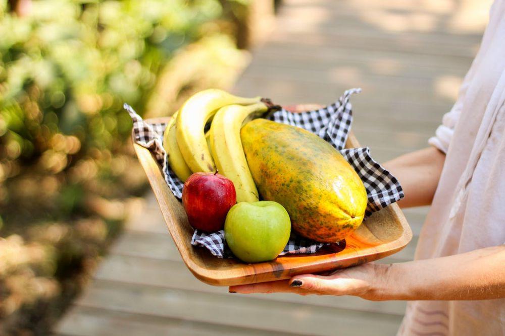 ilustrasi buah pepaya (pexels.com/Olivia Redpath)
