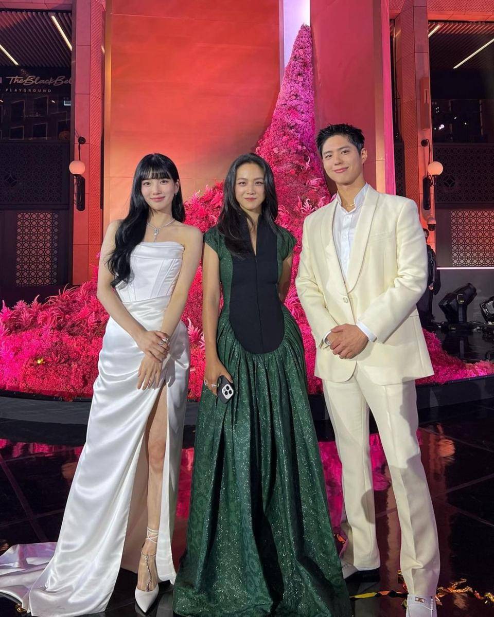 Pemain film Wonderland, Bae Suzy, Tang Wei, dan Park Bogum (instagram.com/skuukzky)