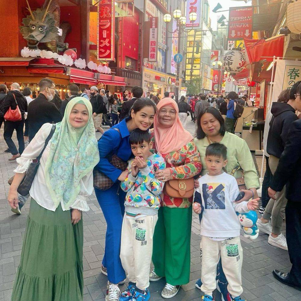 potret keluarga Titi Kamal (instagram.com/titi_kamall)