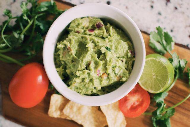 ilustrasi guacamole (unsplash.com/Tessa Rampersad)