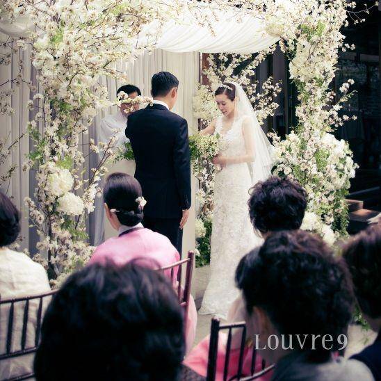 potret pernikahan Kim Jung Eun (dok. Sim Entertainment)