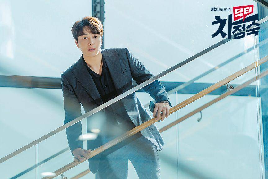Min Woo Hyuk pemeran Roy Kim (dok. JTBC/Doctor Cha)