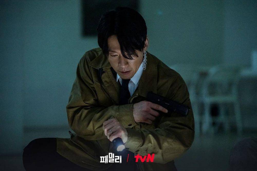 still cuts drama Family: The Unbreakable Bond (instagram.com/tvn_drama)
