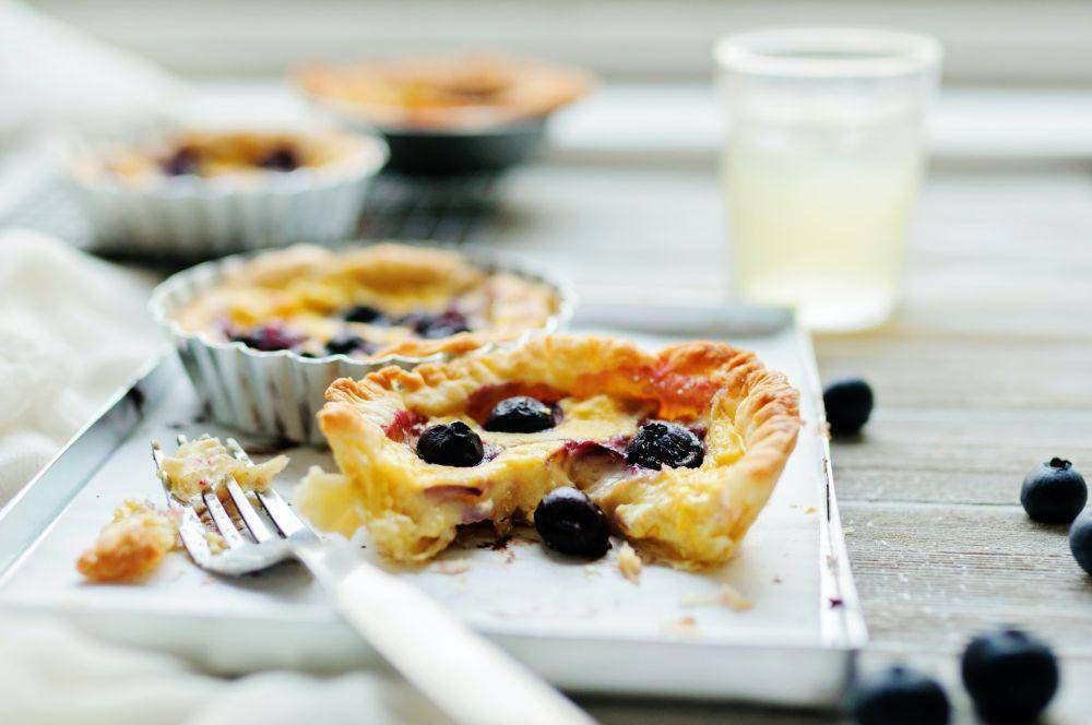ilustrasi custard tart (unsplash.com/Anshu A)