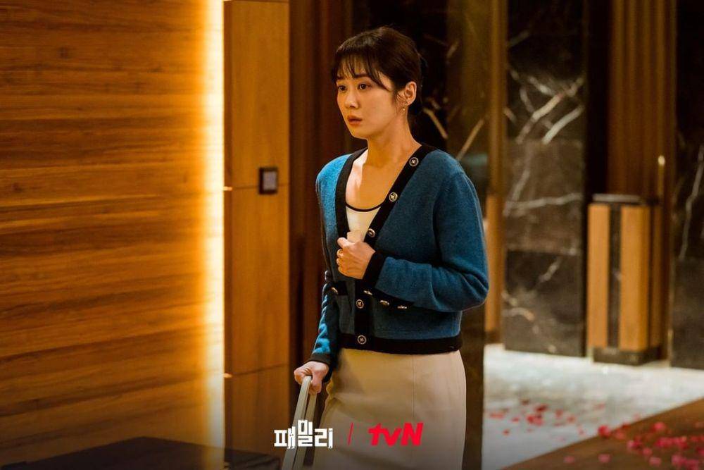 still cuts drama Family: The Unbreakable Bond (instagram.com/tvn_drama)