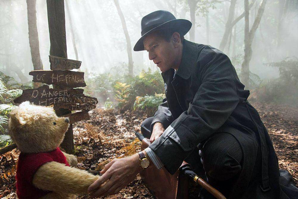 Ewan McGregor dalam film Christopher Robin. (dok. Walt Disney Studios Motion Pictures/Christopher Robin)