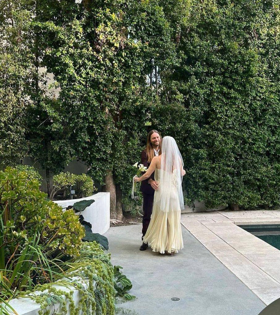 James Valentine (instagram.com/jamesbvalentine)