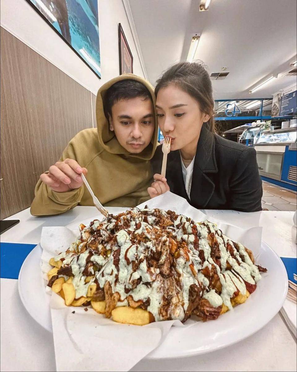 Raditya Dika dan Anissa Aziza (Instagram.com/raditya_dika)
