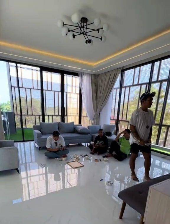 Rumah Denny Caknan (TikTok.com/ndarboygenk)