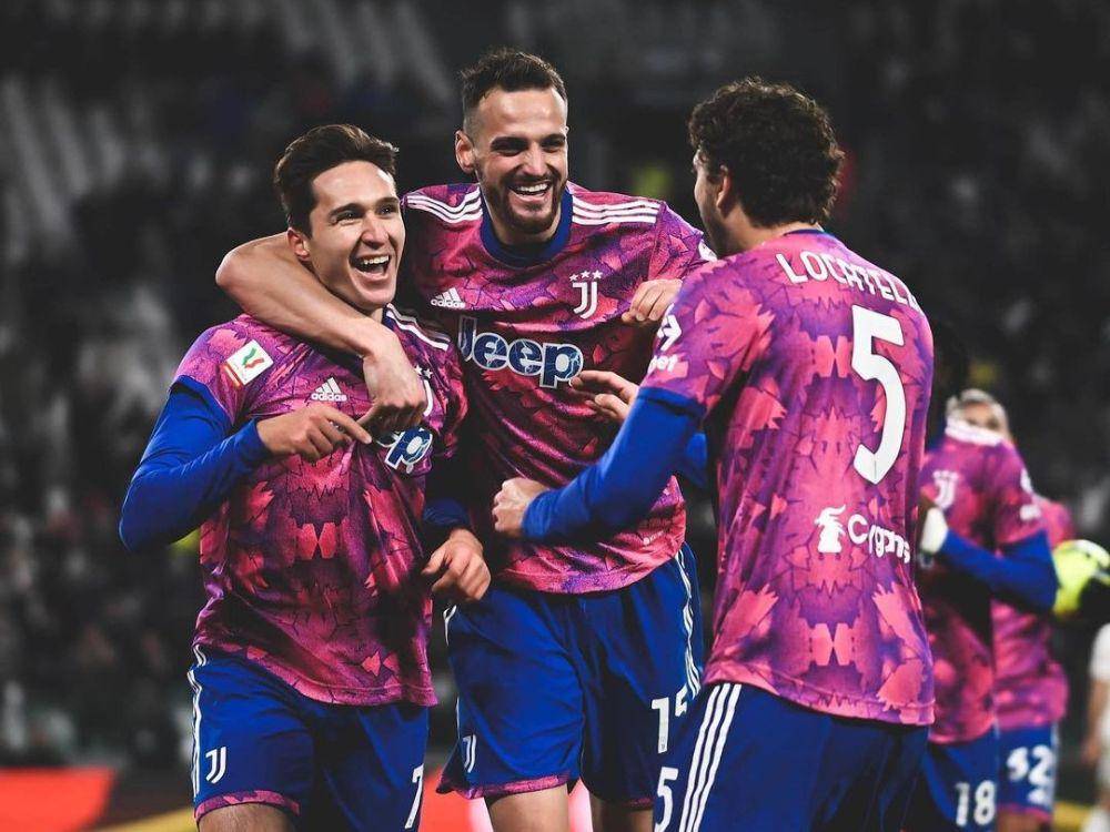 Para pemain Juventus merayakan gol. (instagram.com/juventus)