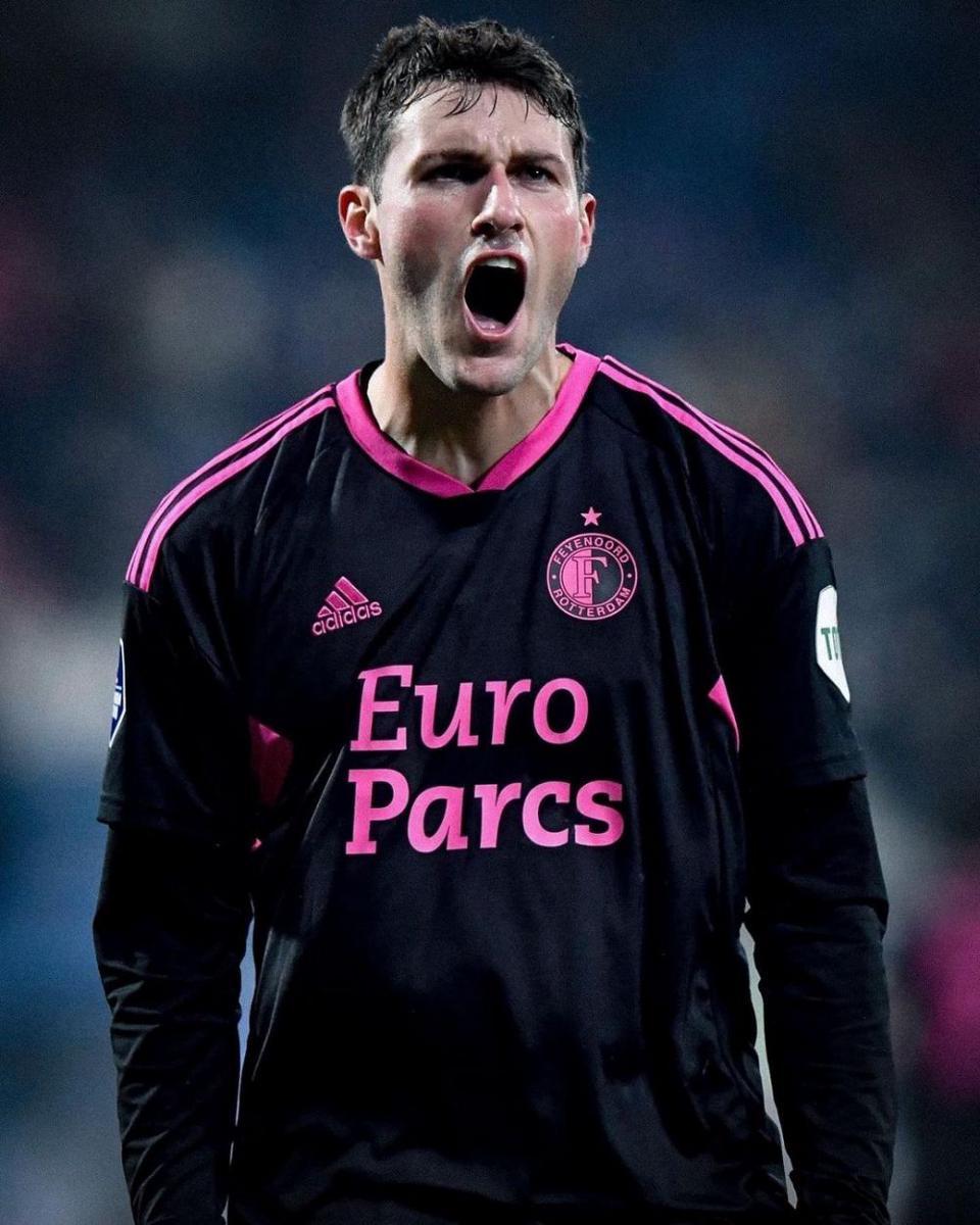Santiago Gimenez saat berseragam Feyenoord Rotterdam. (instagram.com/sant.gimenez)