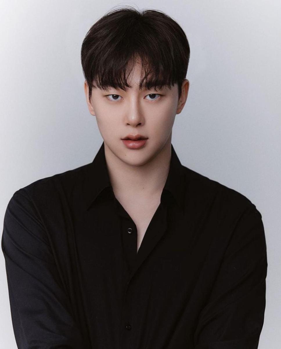 Kwon Hyun Bin (instagram.com/komurola)