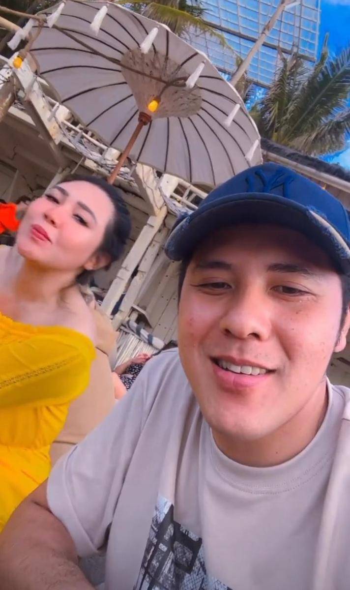 potret Via Vallen dan Chevra di Bali (instagram.com/chevra_yo88)