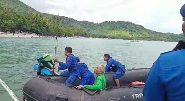 Perahu Terbalik, 3 Nelayan Asal Mataram Tenggelam di Lombok Utara