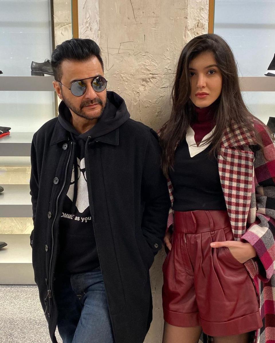 Shanaya Kapoor dan ayah (instagram.com/sanjaykapoor2500)