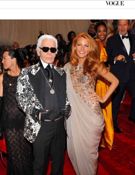 Blake Lively dan Karl Lagerfield di MET GALA 2011 (Vogue.com)