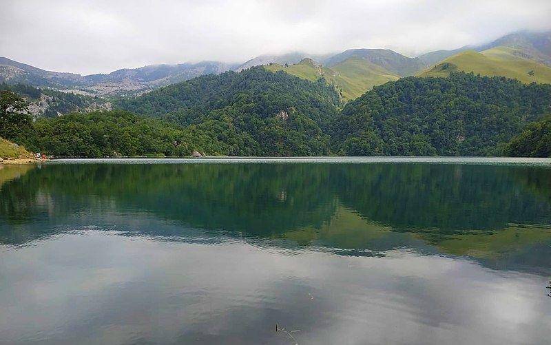 Danau Goygol (commons.wikimedia.org/Huseynovac)