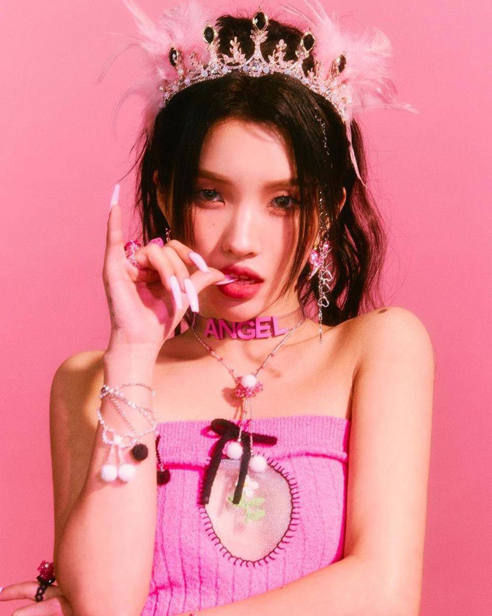 Soyeon (G)-IDLE (Instagram.com/official_g_i_dle)