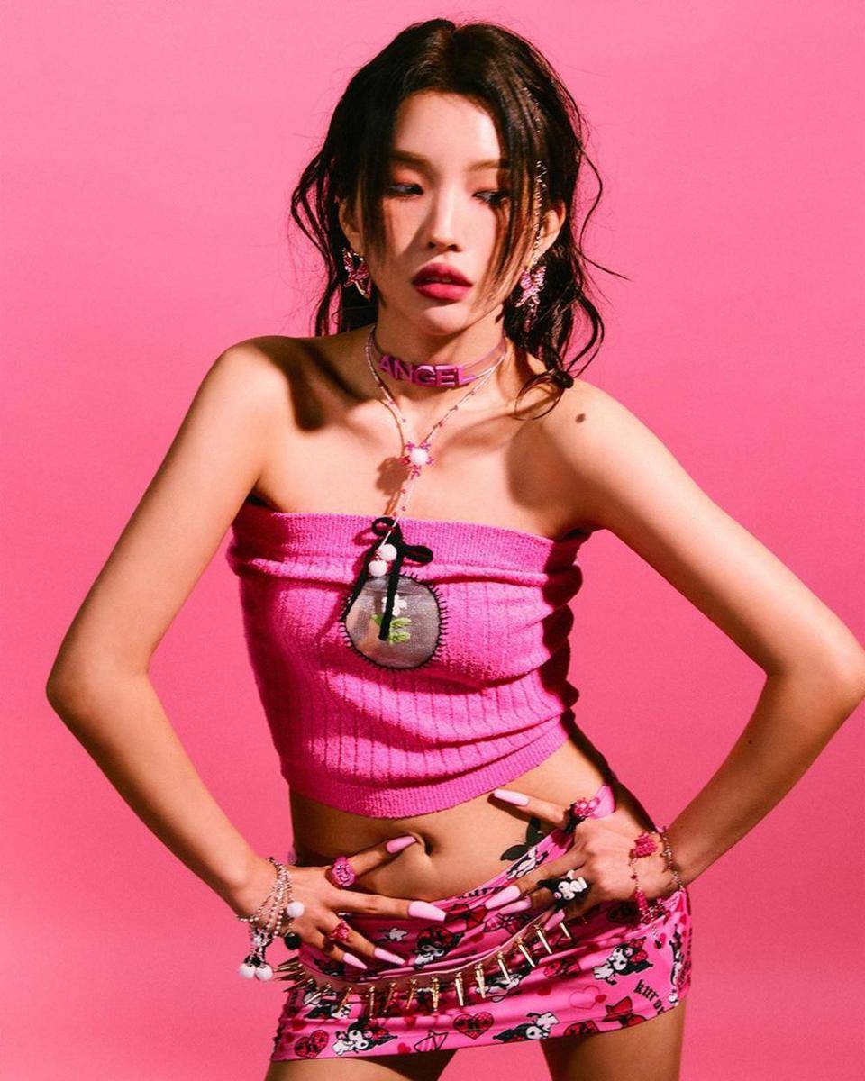 Soyeon (G)-IDLE (Instagram.com/official_g_i_dle)