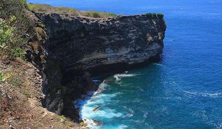https://www.thelangkahtravel.com/tanjung-ringgit-surga-timur-pulau-lombok/