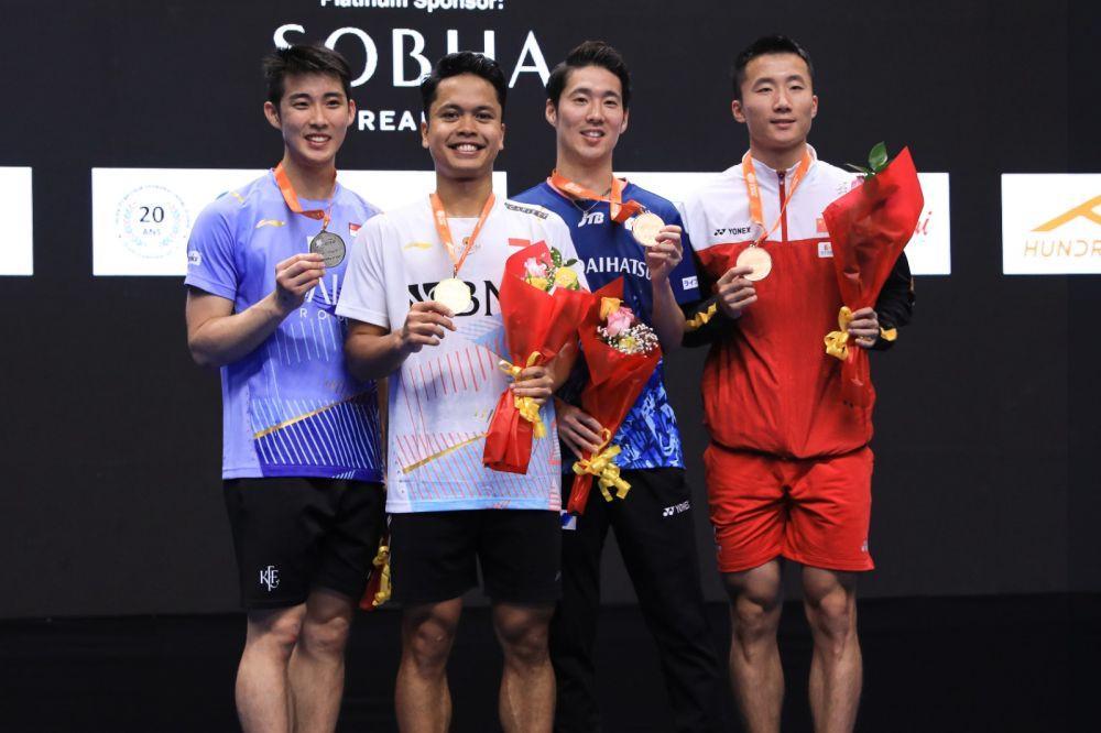 Podium tunggal putra di Kejuaraan Bulu Tangkis Asia (BAC) 2023 (dok. PP PBSI)