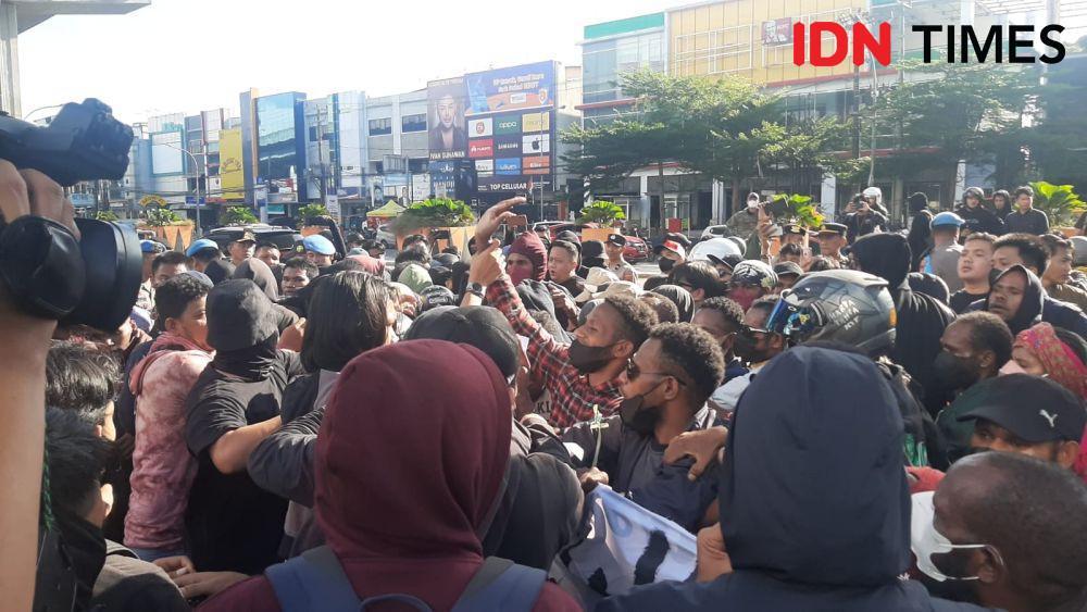 Aparat Dinilai Diskriminatif karena Bubarkan Aksi Mahasiswa Papua