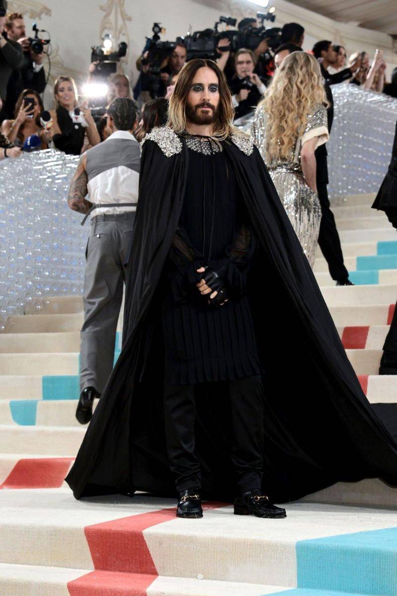 potret Jared Leto di Met Gala 2023 (twitter.com/21metgala)
