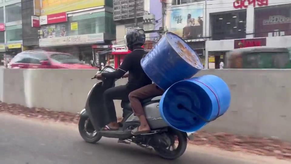 10 Momen Kocak pas Lagi di India, Asli Bikin Ngakak