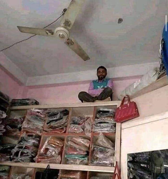 potret momen kocak pas lagi di India (reddit.com/user/Mbuzz83)