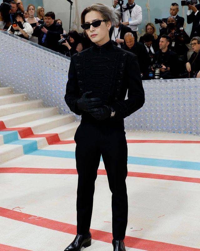 Gaya Seleb Pria yang Paling Mencuri Perhatian di Met Gala 2023 (Instagram.com/metgalaofficial)