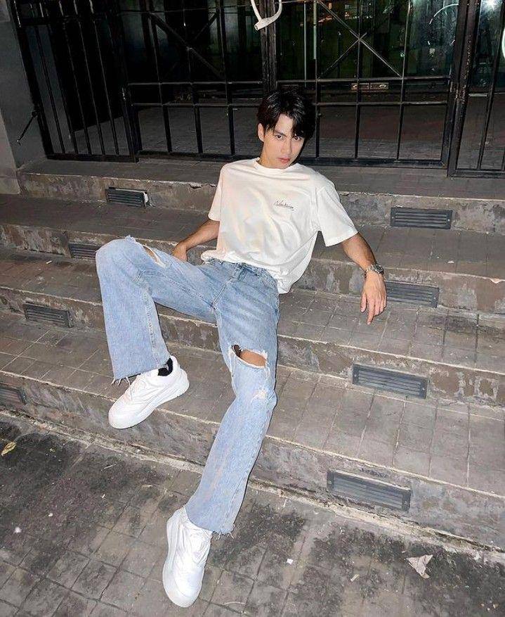 outfit night out ala Ohm Pawat (instagram.com/ohmpawat)