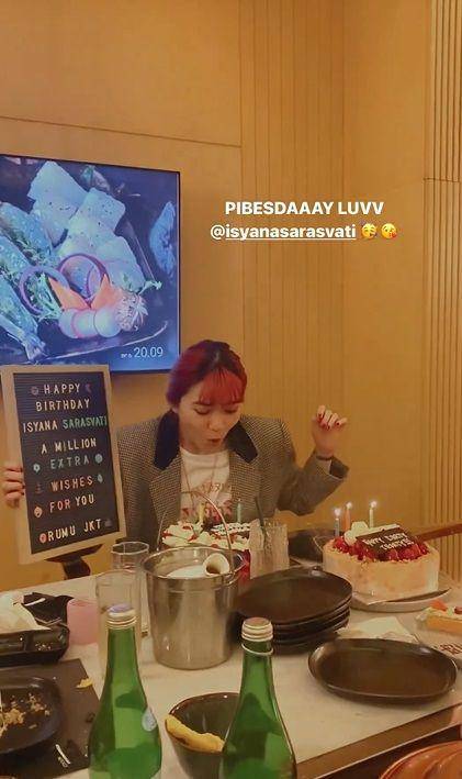 potret ulang tahun Isyana Sarasvati (instagram.com/talitawb)
