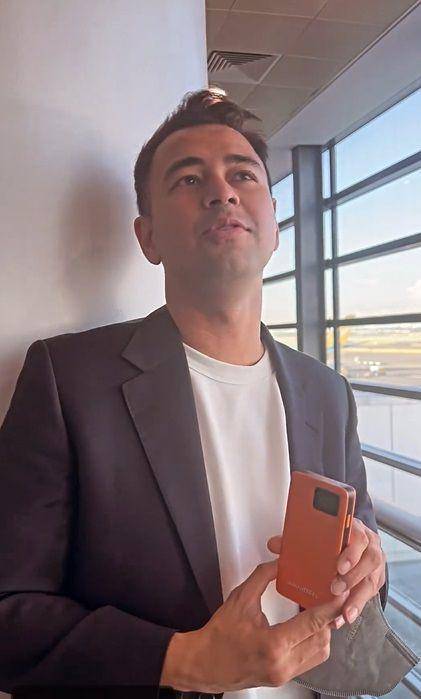 potret Raffi Ahmad susul keluarga ke Singapura (instagram.com/raffinagita1717)