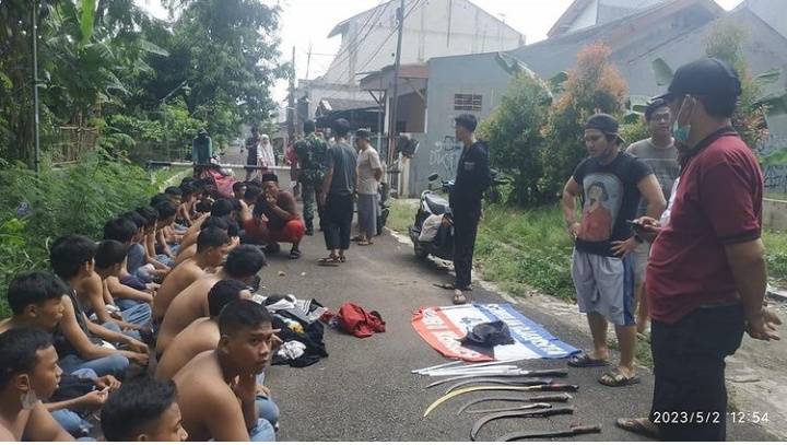 Pelajar asal Jakarta Timur kedapatan membawa Sajam di Bekasi. (Istimewa)