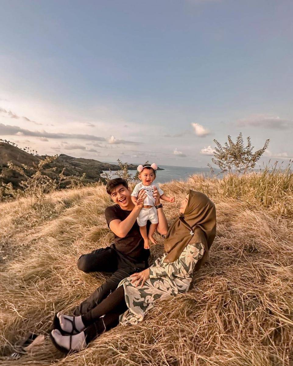 potret Teuku Ryan, Ria Ricis dan Moana (instagram.com/riaricis1795)