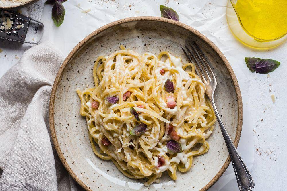 spaghetti carbonara (unsplash.com/Bruna Branco)