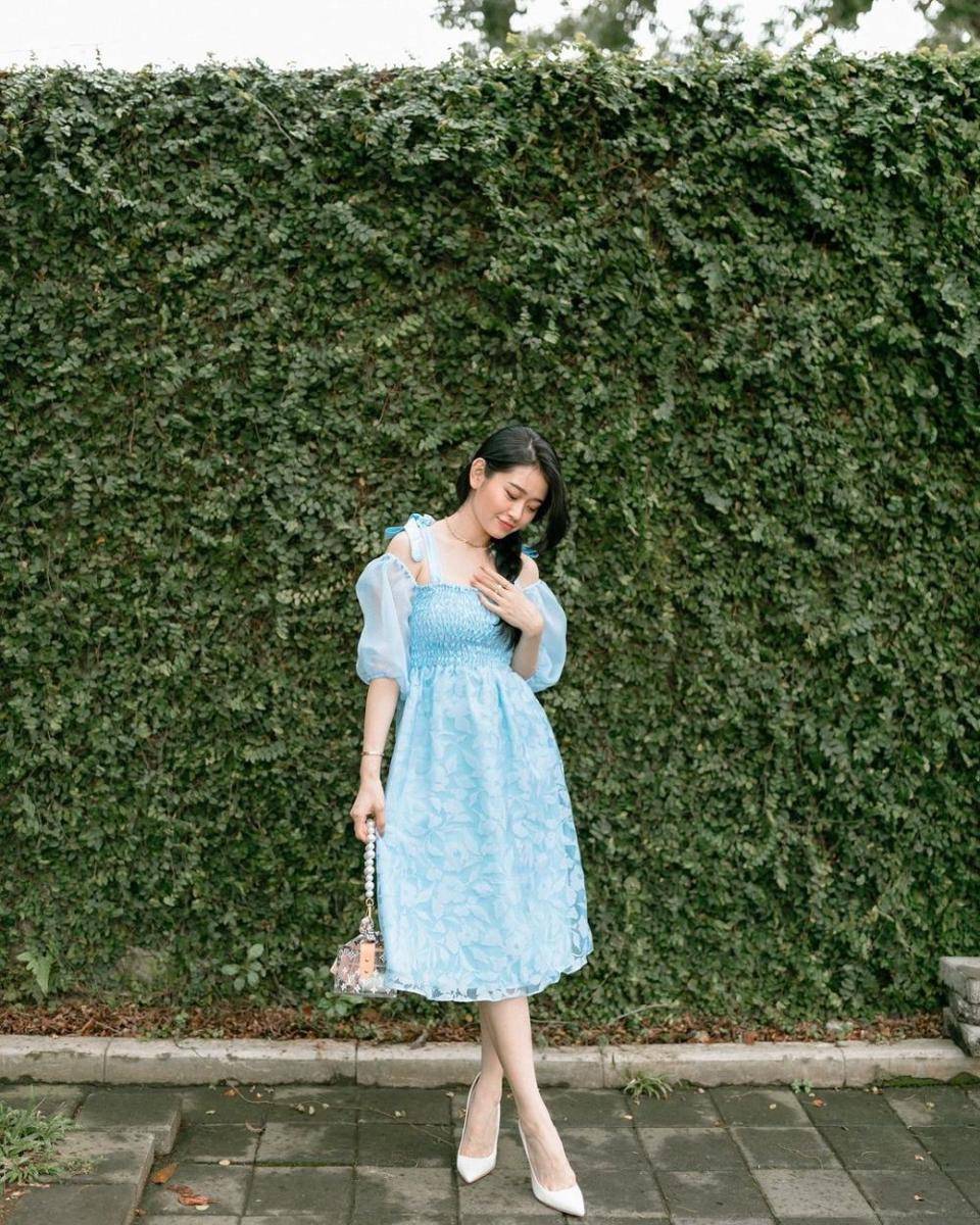 OOTD kondangan selebgram Nikita Kusuma (instagram.com/nikitakusuma)